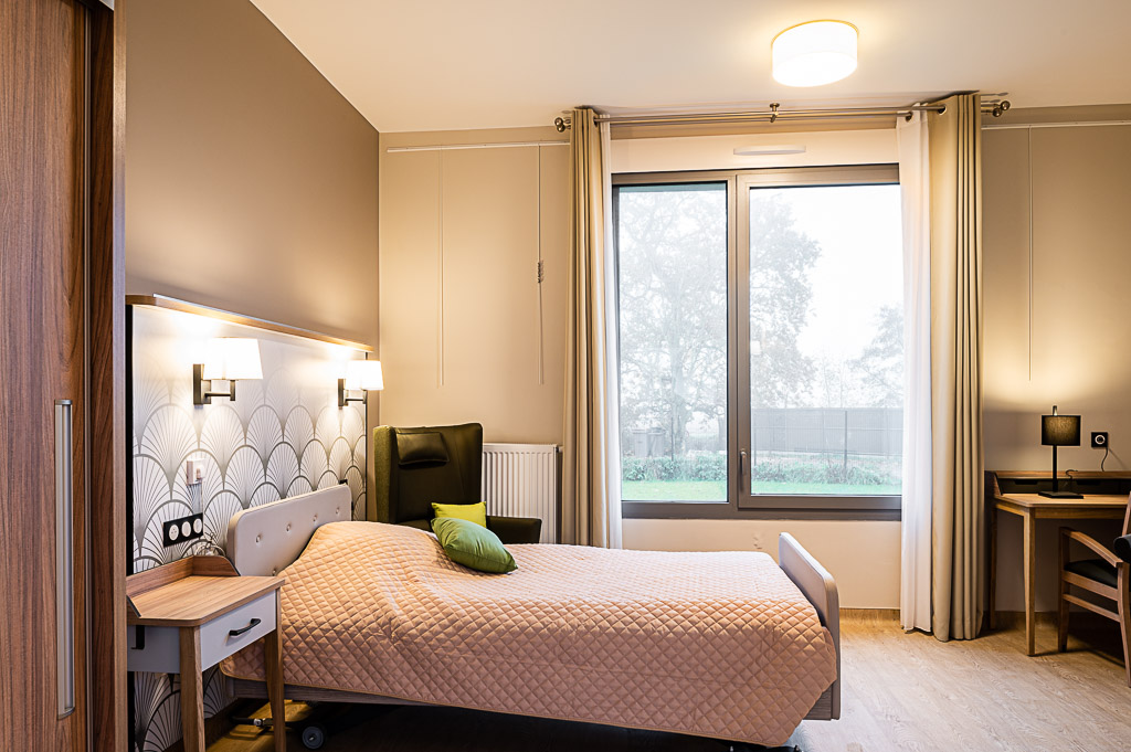 EHPAD Korian Les Bords de la Marque - Photo 5 sur 5 - Environnement et extérieurs