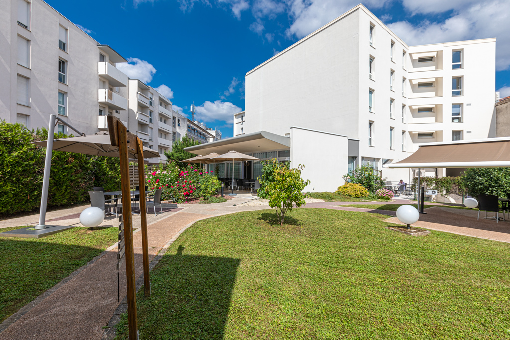 EHPAD Korian-Plaisance - Photo 5 sur 5 - Environnement et extérieurs