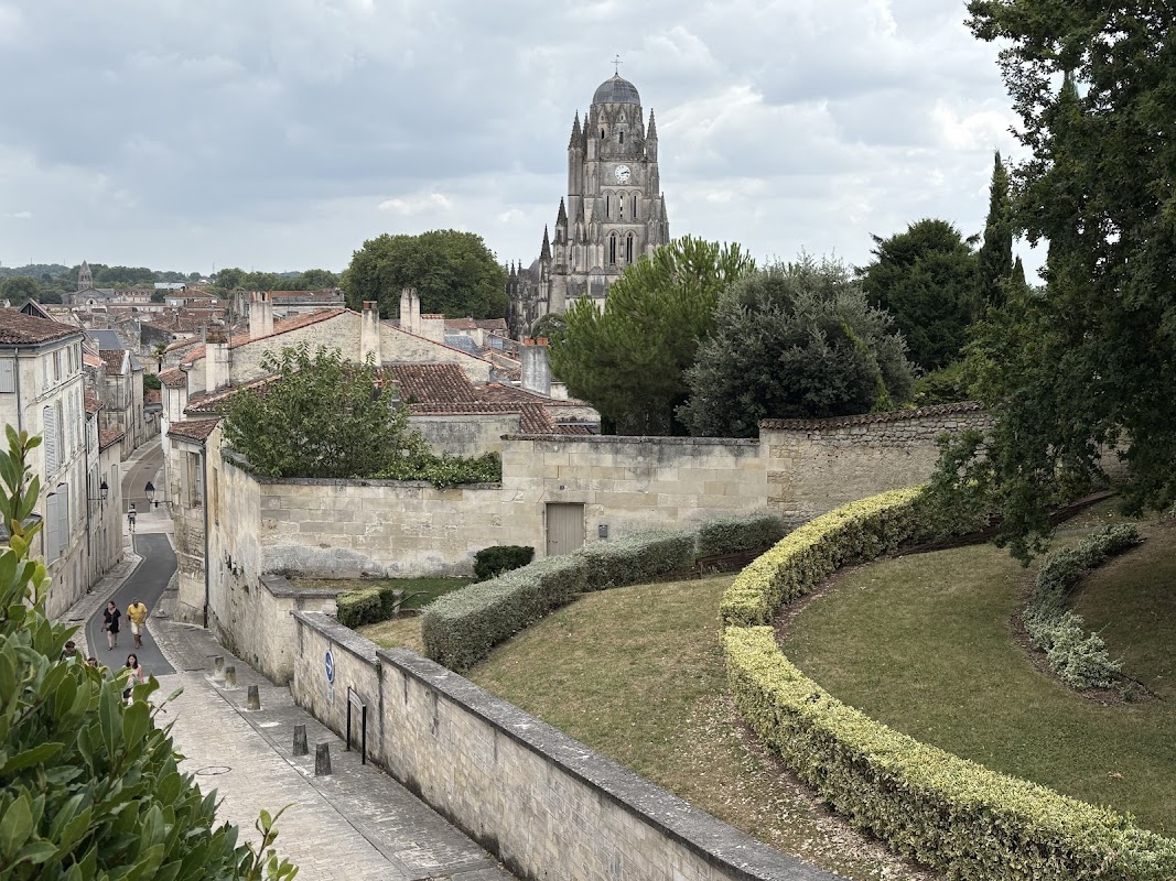 EHPAD La providence - Photo 2 sur 5 - Intérieur et espaces communs