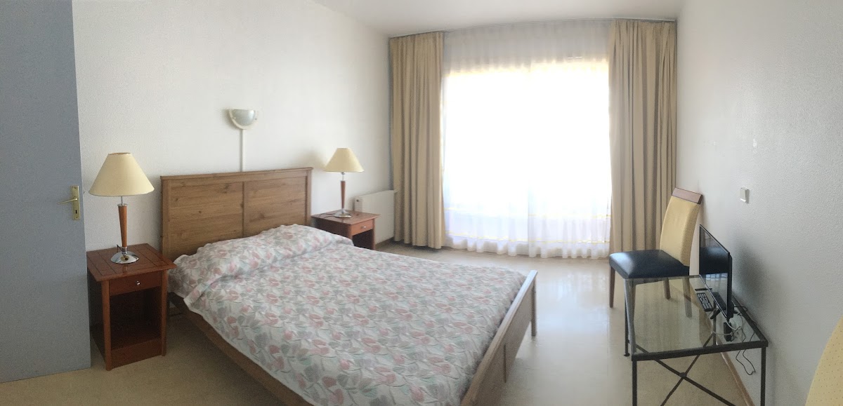 MAISON DE RETRAITE VILLA SAINT CAMILLE - Photo 2 sur 5 - Intérieur et espaces communs