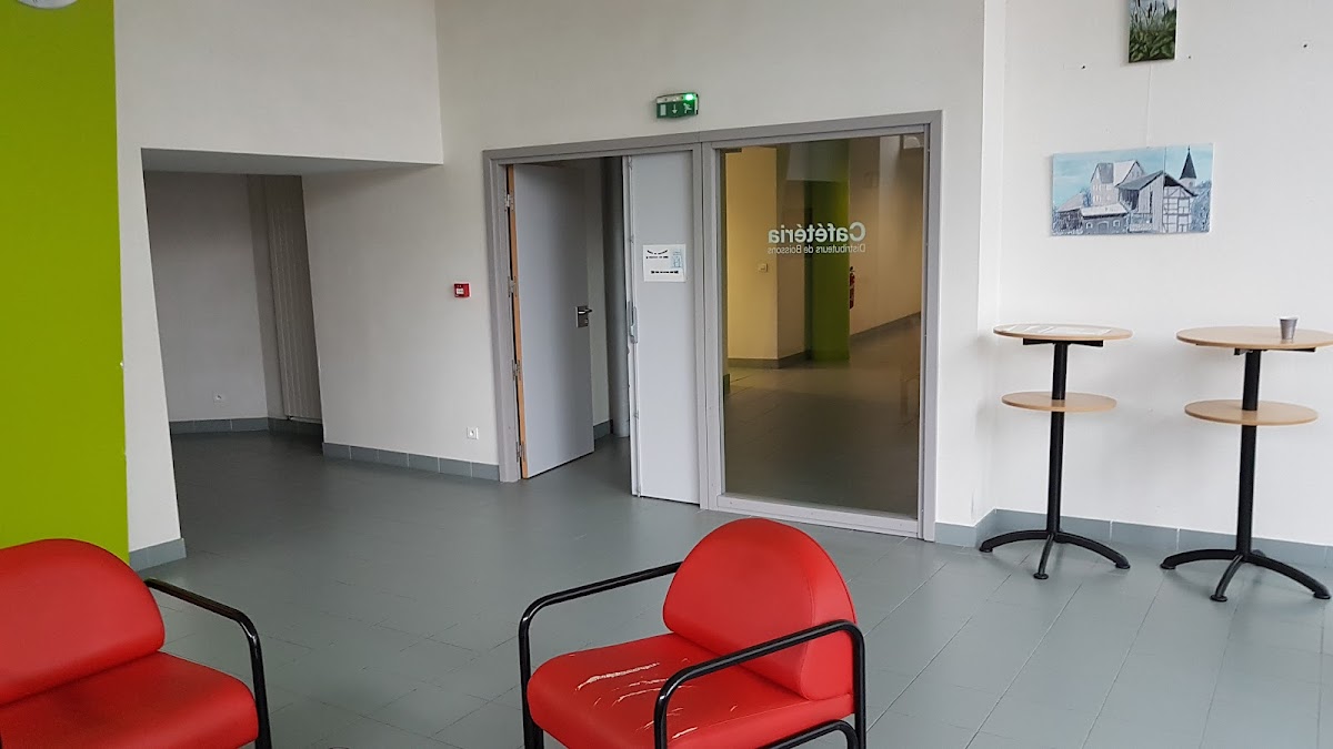 EHPAD du Centre hospitalier Saint-Morand - Photo 5 sur 5 - Environnement et extérieurs