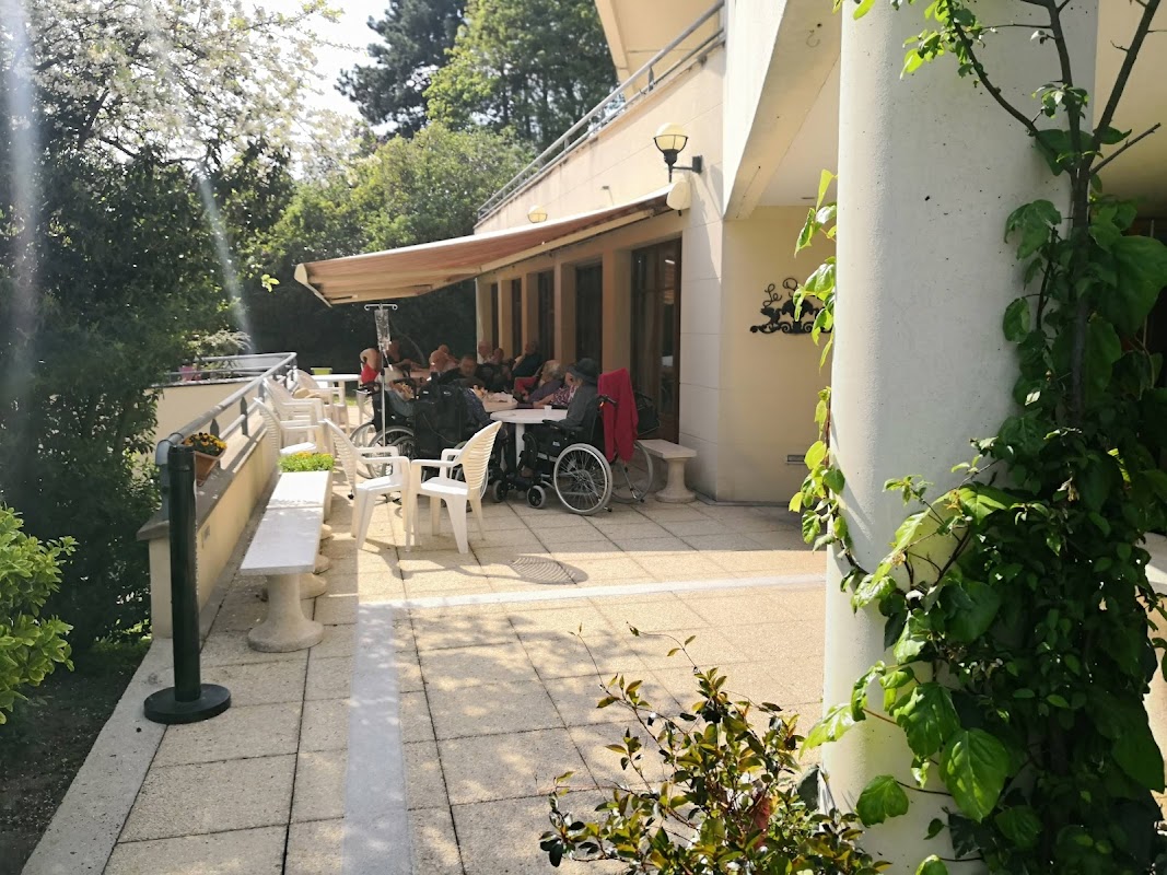 EHPAD Le Prieuré - Photo 3 sur 5 - Chambres et hébergement