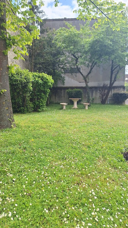 EHPAD Le Prieuré - Photo 2 sur 5 - Intérieur et espaces communs