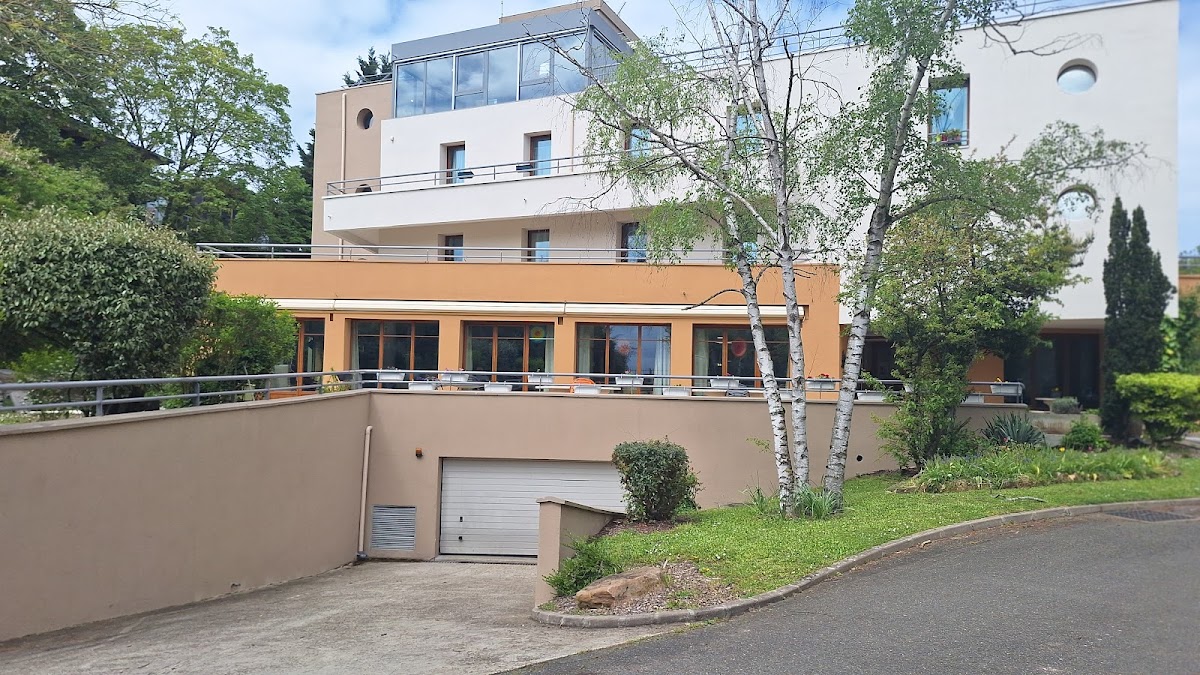 Photo de EHPAD Le Prieuré, EHPAD à CONFLANS STE HONORINE