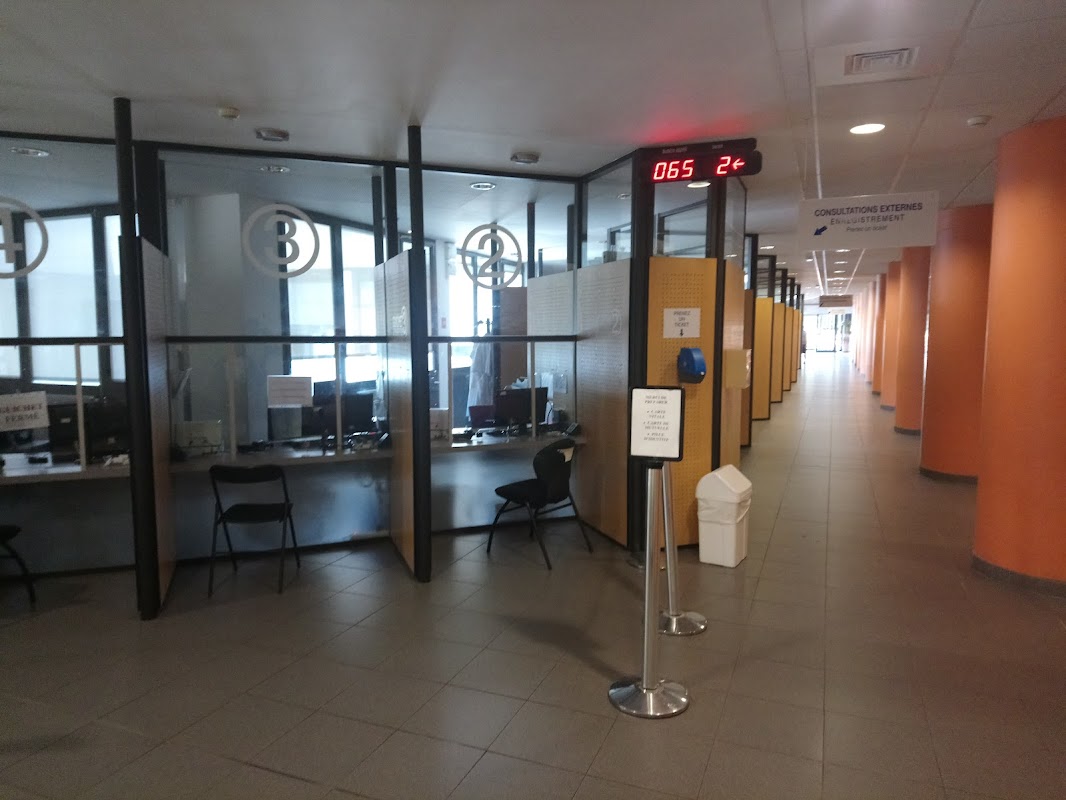 Centre hospitalier intercommunal Saint-Raphaël Unité de soin - Photo 5 sur 5 - Environnement et extérieurs