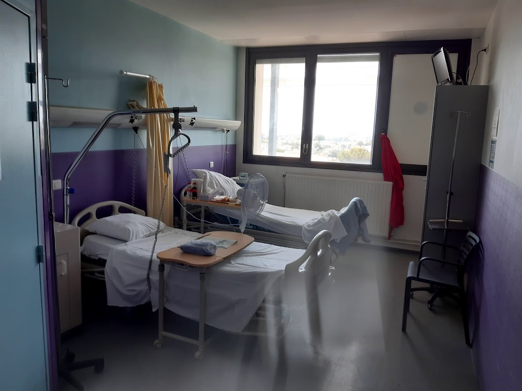 Centre hospitalier intercommunal Saint-Raphaël Unité de soin - Photo 3 sur 5 - Chambres et hébergement