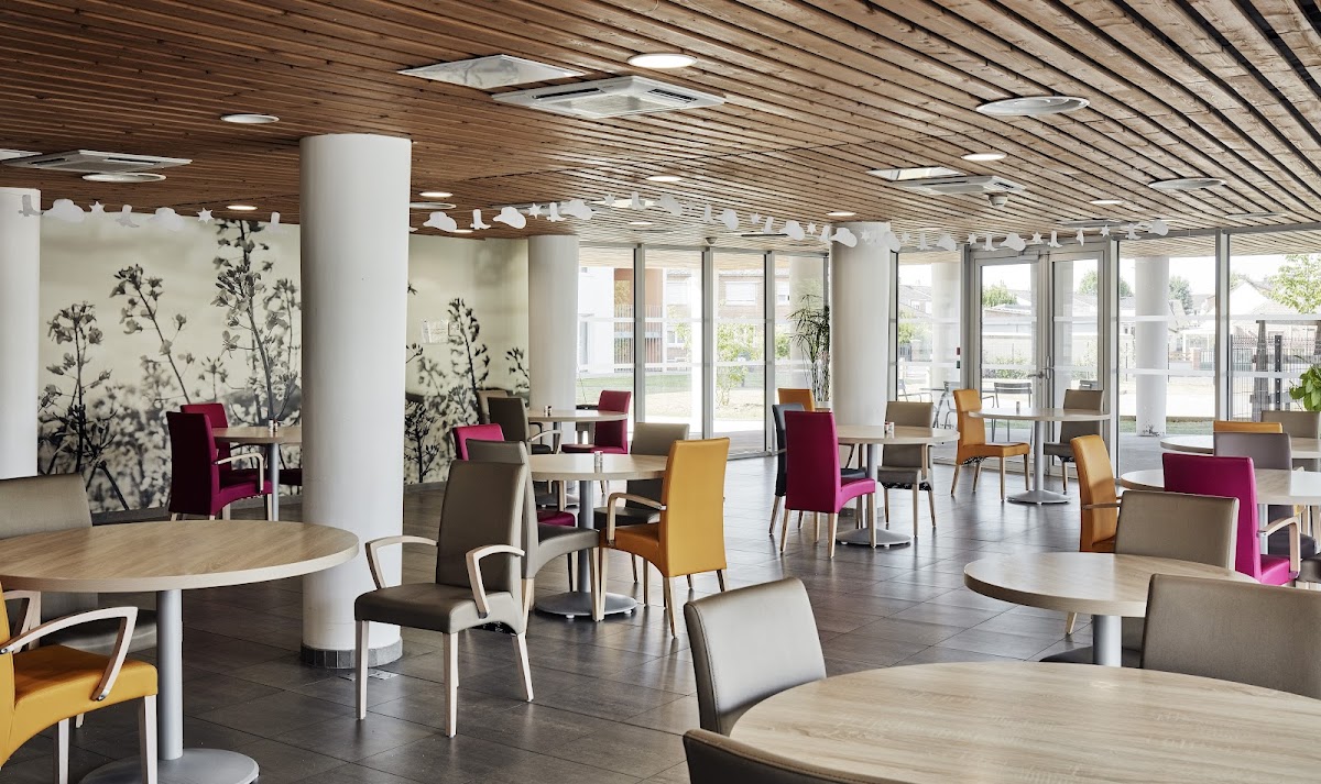 EHPAD André Pouly - Photo 5 sur 5 - Environnement et extérieurs