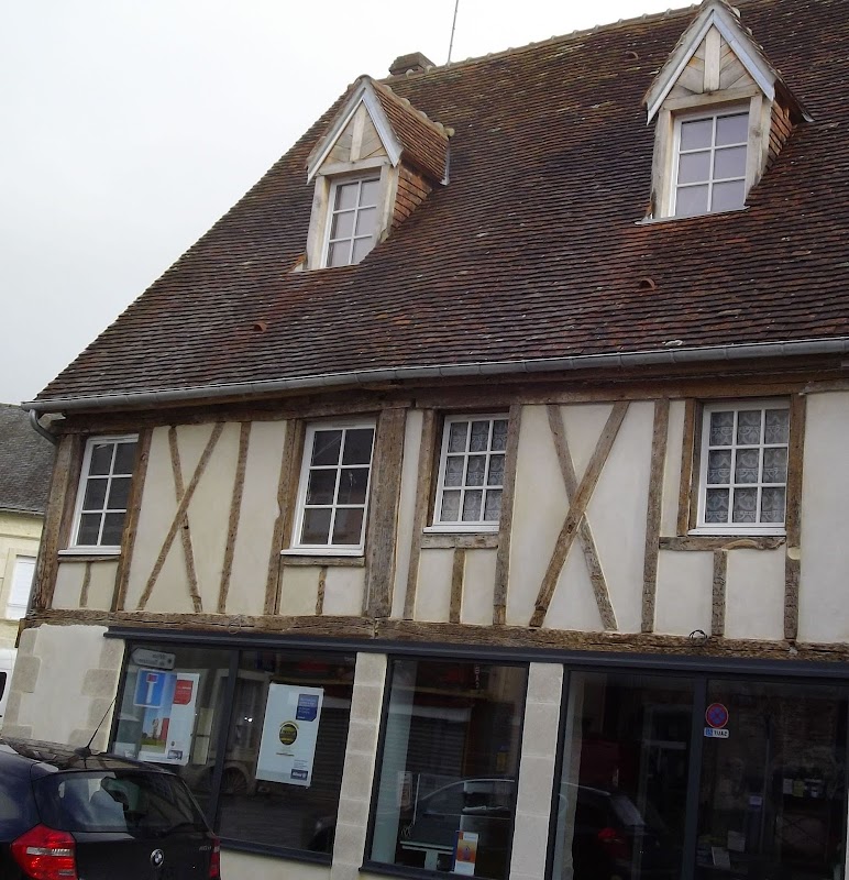 EHPAD Maison de retraite Écouché - Photo 2 sur 5 - Intérieur et espaces communs