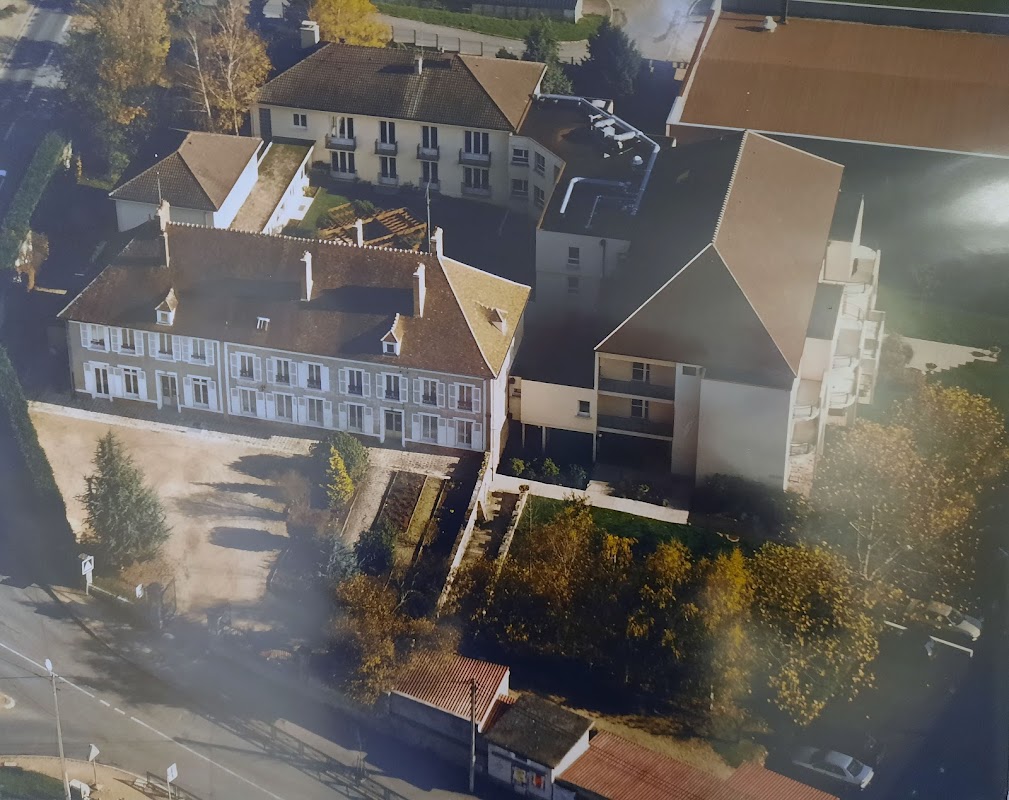 Photo de EHPAD de Crecy, EHPAD à CRECY LA CHAPELLE