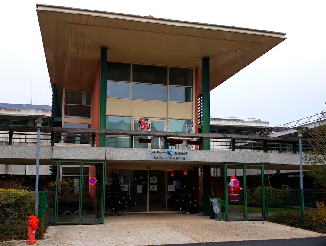 EHPAD Les Patios d'Angennes - Photo 2 sur 5 - Intérieur et espaces communs