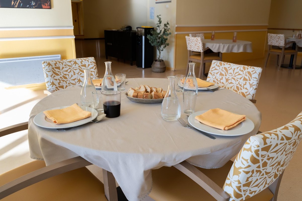 EHPAD Résidence Les Jonquilles - Photo 5 sur 5 - Environnement et extérieurs