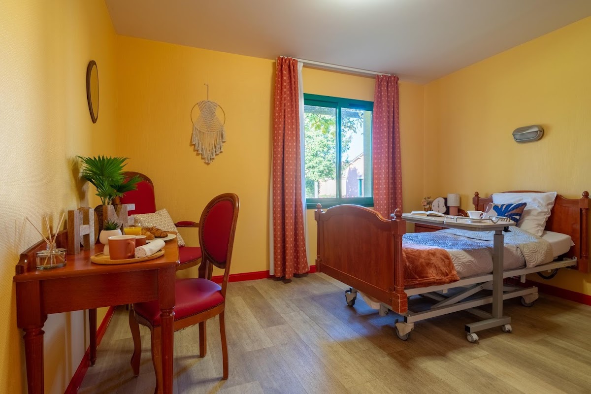 EHPAD Résidence Les Jonquilles - Photo 2 sur 5 - Intérieur et espaces communs