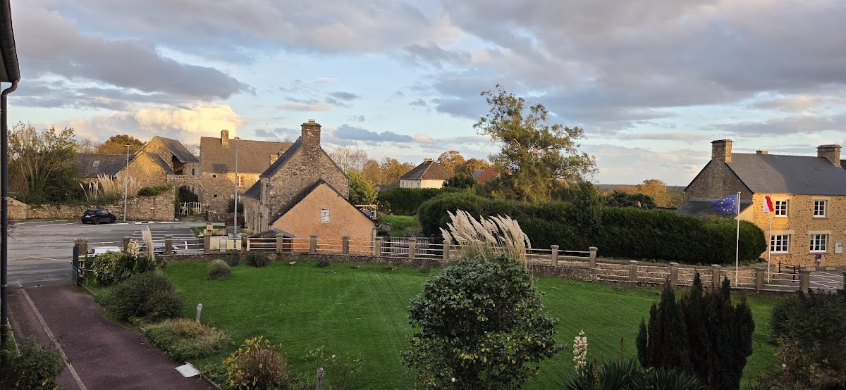 Photo de EHPAD Jourdan, EHPAD à MAGNEVILLE