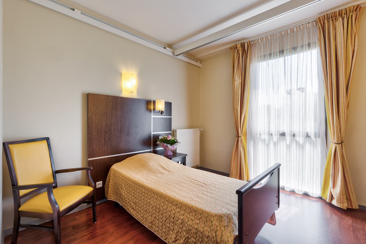 EHPAD Le Domaine de Soulaines - Photo 2 sur 5 - Intérieur et espaces communs