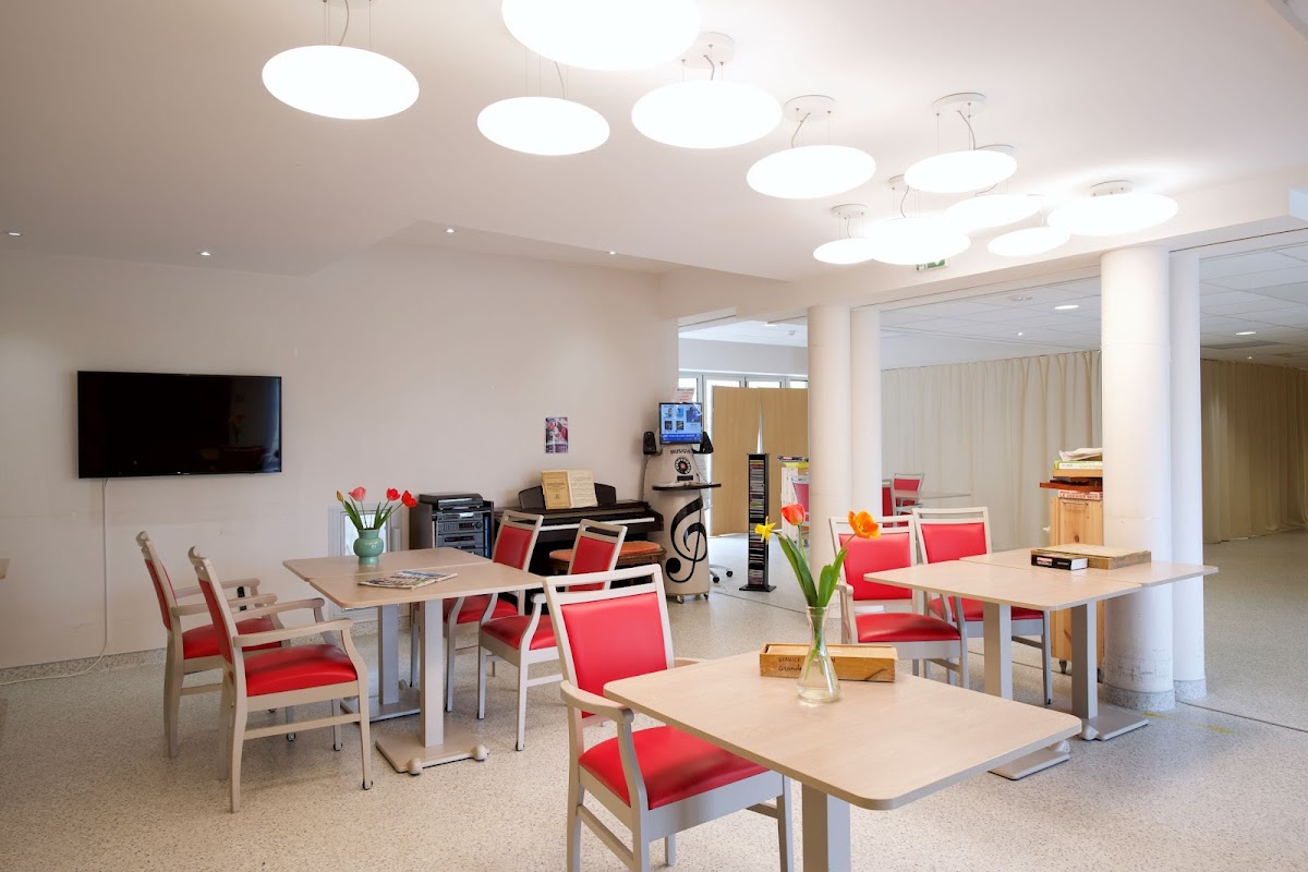 EHPAD du Parc de Santeny - Photo 3 sur 5 - Chambres et hébergement