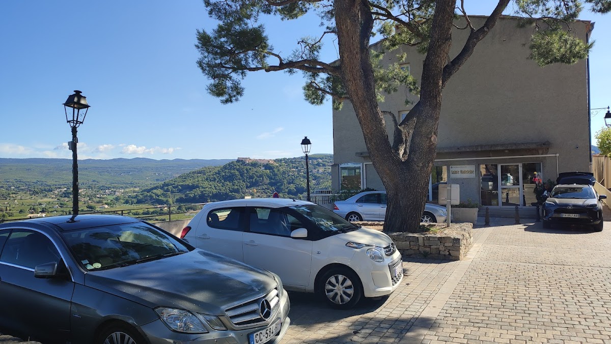 Foyer-Logement Sainte-Madeleine - Photo 5 sur 5 - Environnement et extérieurs