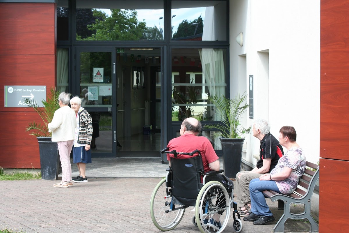 EHPAD Les Logis Douaisiens - Photo 5 sur 5 - Environnement et extérieurs