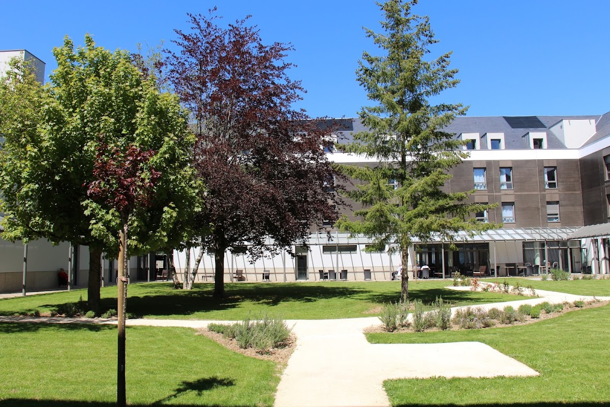 EHPAD Henry Dunant - Photo 2 sur 5 - Intérieur et espaces communs
