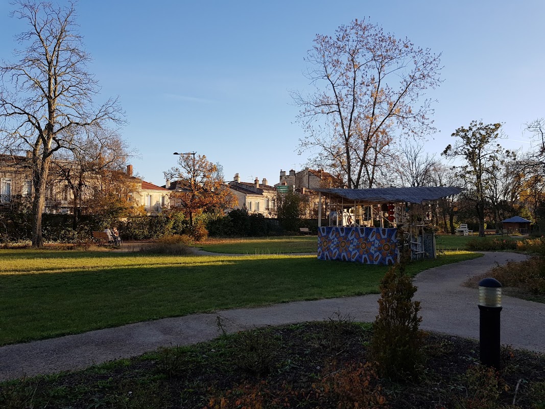 EHPAD Le Grand-Bon-Pasteur - Photo 5 sur 5 - Environnement et extérieurs