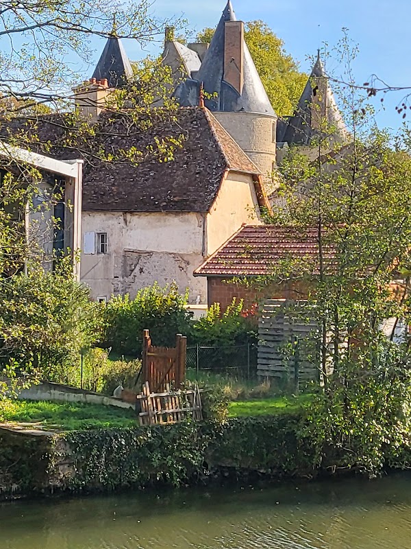 RÉSIDENCE DU VAL DE BESBRE - Photo 5 sur 5 - Environnement et extérieurs