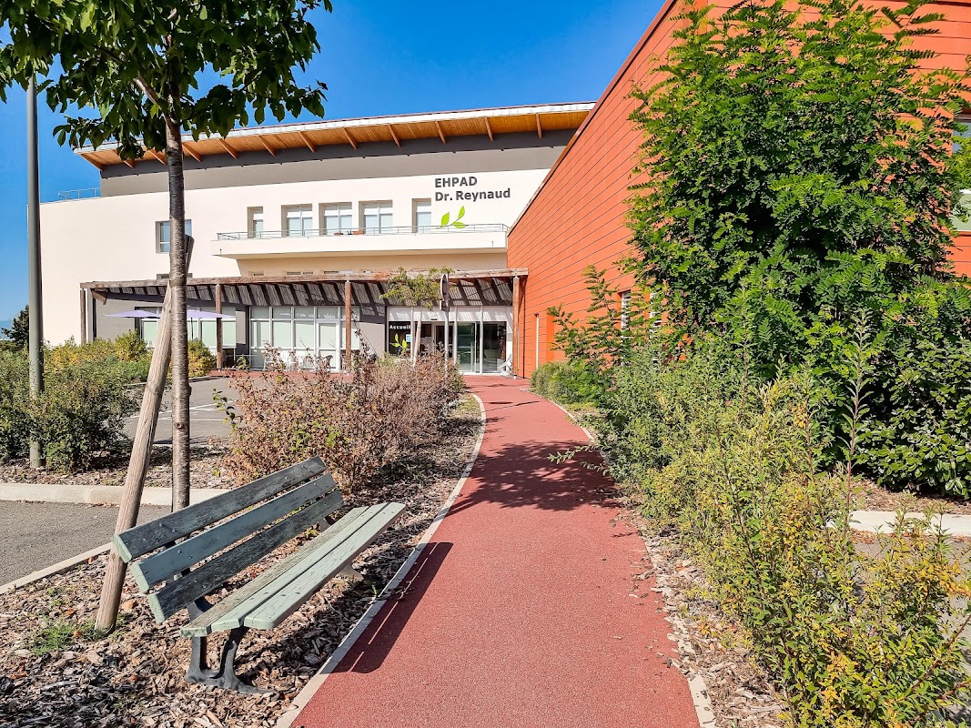 EHPAD Le Bosquet - Photo 2 sur 5 - Intérieur et espaces communs