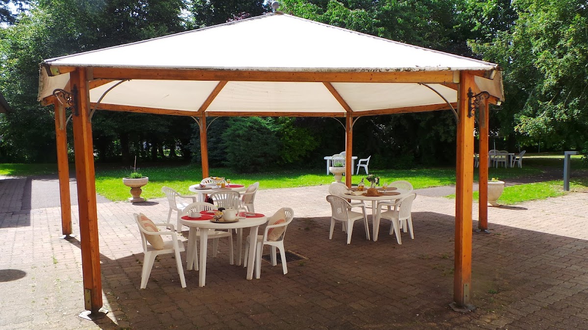 Photo de EHPAD Résidence Le Bois la Rose, EHPAD à ST ANDRE DE L EURE